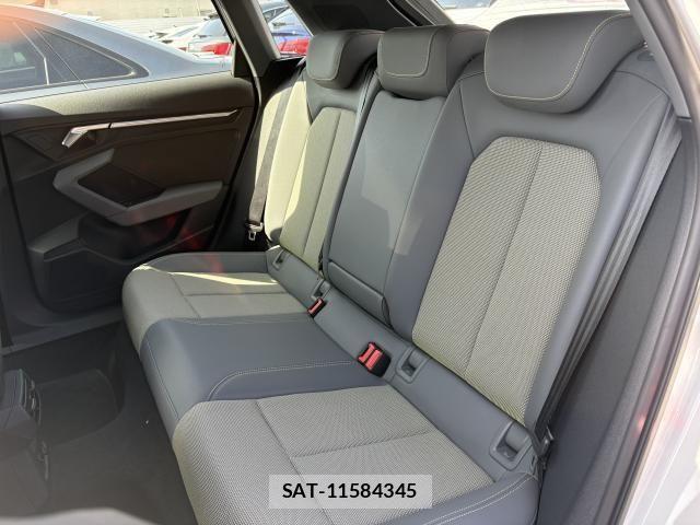 Audi A3 2023-06 6641250-12