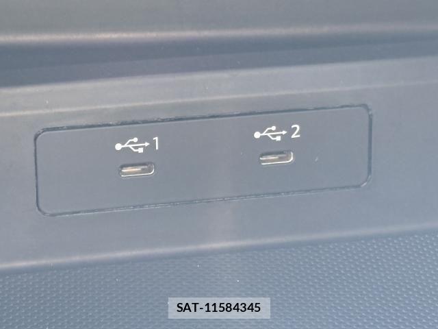 Audi A3 2023-06 6641250-26