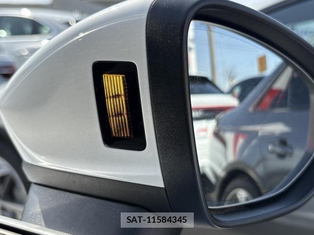 Audi A3 2023-06 6641250-8
