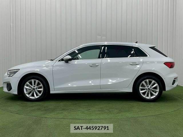 Audi A3 2021-08 6670280-13