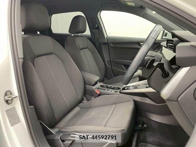 Audi A3 2021-08 6670280-8