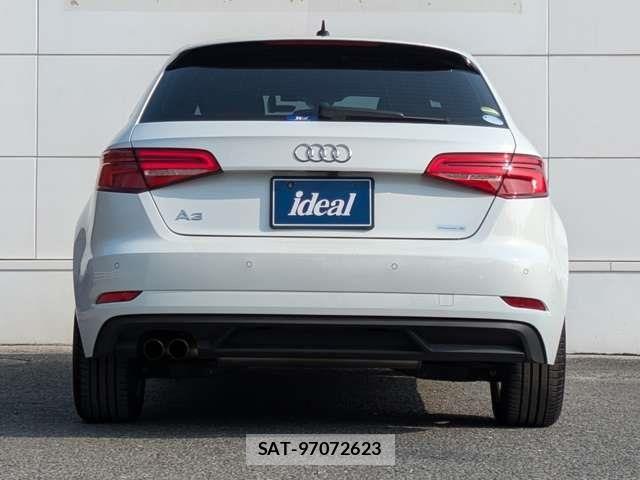 Audi A3 2020-06 6675018-5