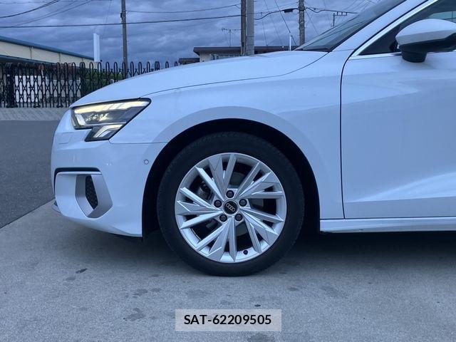 Audi A3 2023-07 6675015-5