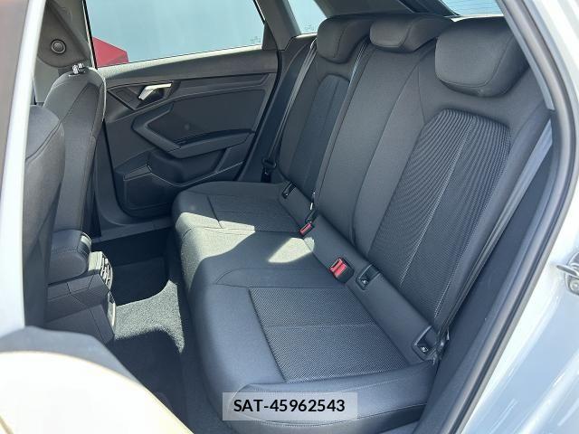 Audi A3 2022-01 6715647-14