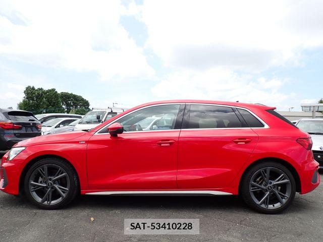 Audi A3 2021-09 6813753-6