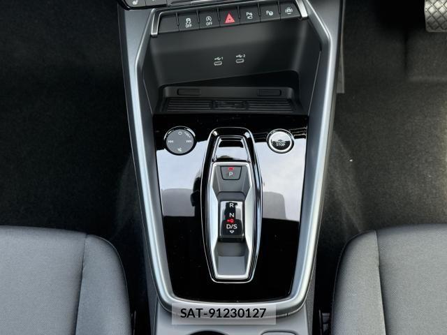 Audi A3 2025-09 6813765-10