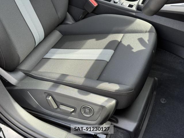 Audi A3 2025-09 6813765-16