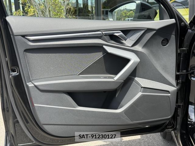 Audi A3 2025-09 6813765-29