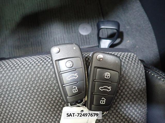 Audi A3 2018-09 6902190-27