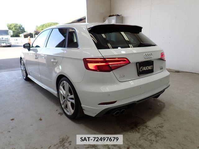Audi A3 2018-09 6902190-2