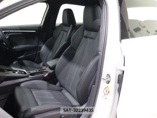 Audi A3 2023-07 6902195-12