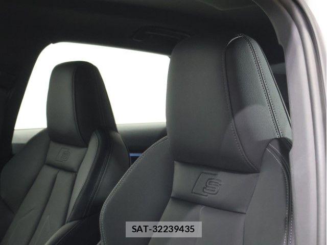 Audi A3 2023-07 6902195-13