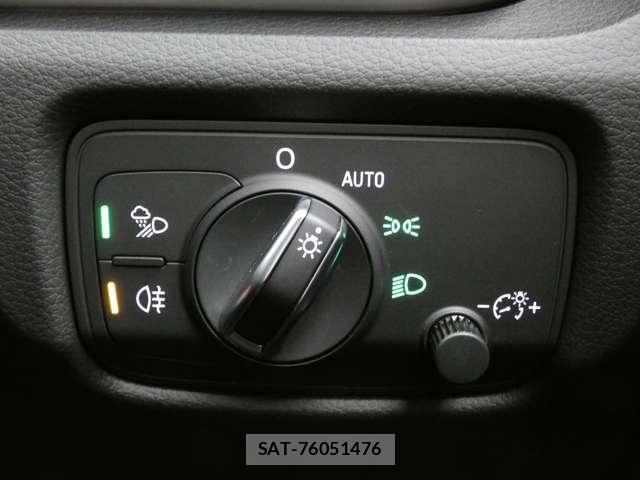 Audi A3 2019-05 6902205-21