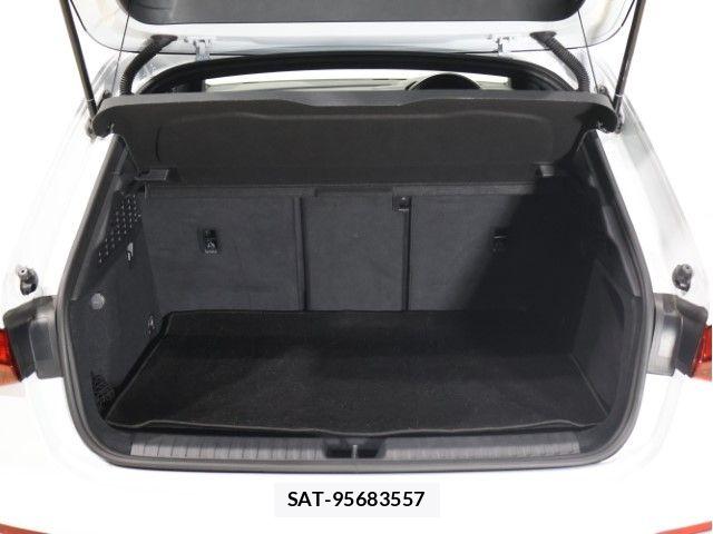 Audi A3 2023-02 6902187-15