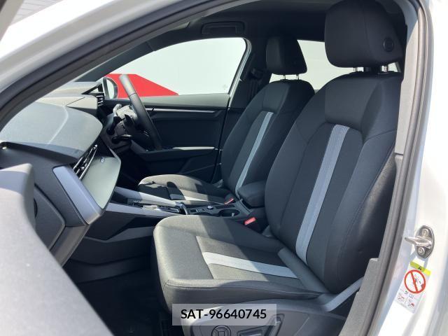 Audi A3 2025-08 6902194-13