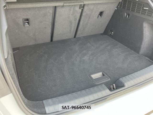 Audi A3 2025-08 6902194-15