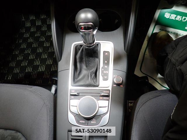Audi A3 2015-06 6902186-14