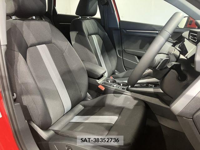 Audi A3 2025-10 6902198-10