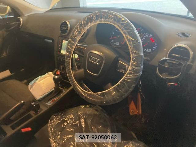 Audi A3 2011-11 7057487-11