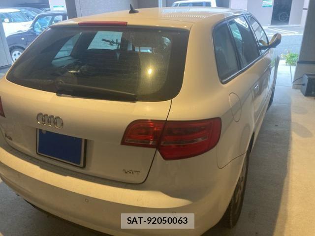 Audi A3 2011-11 7057487-3
