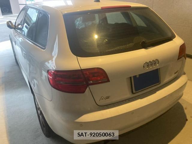 Audi A3 2011-11 7057487-4