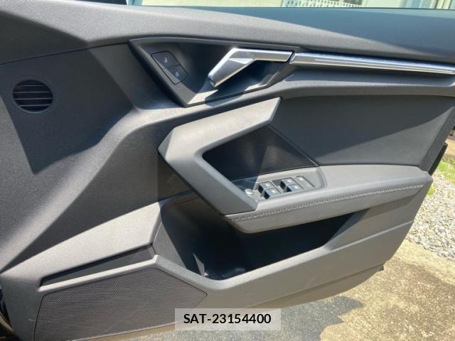 Audi A3 2022-06 7057482-11