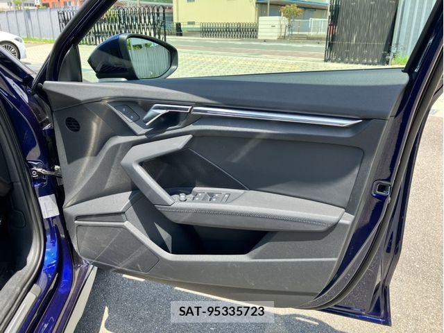Audi A3 2023-07 7057476-15