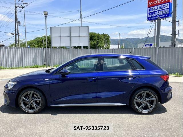 Audi A3 2023-07 7057476-4
