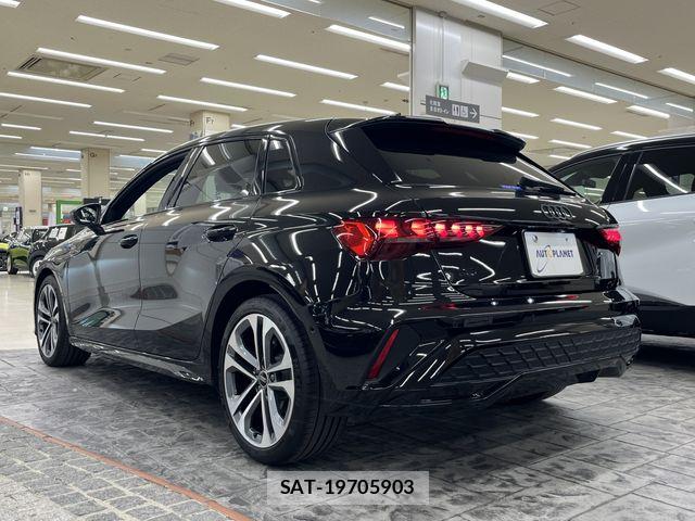 Audi A3 2025-08 7213671-10