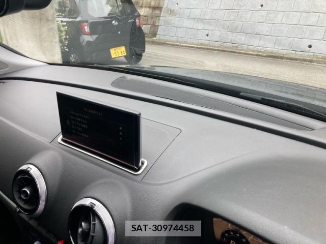 Audi A3 2020-01 7214988-21
