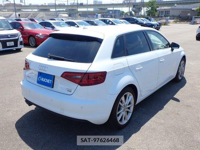 Audi A3 2015-02 7249831-10