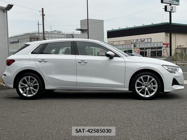 Audi A3 2025-10 7271546-15