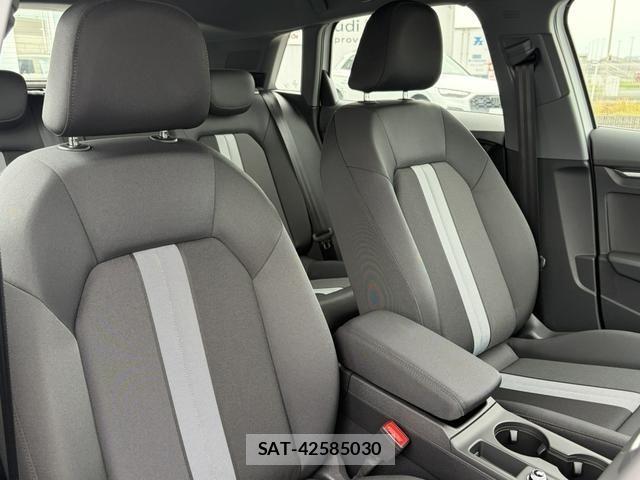 Audi A3 2025-10 7271546-3