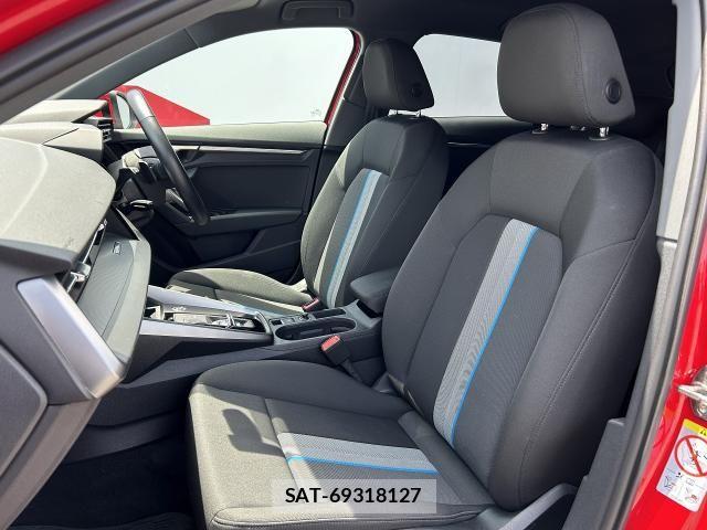 Audi A3 2021-06 7325719-13