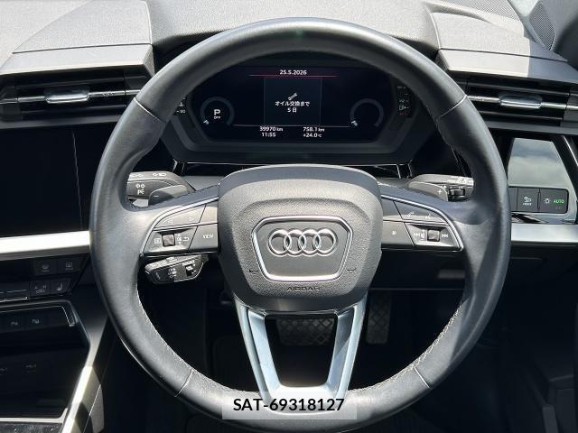 Audi A3 2021-06 7325719-24