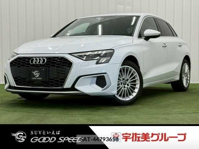 Audi A3 2021-06 7356854-0