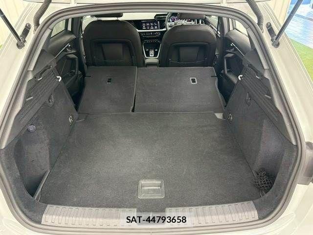 Audi A3 2021-06 7356854-10