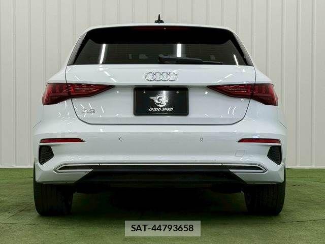 Audi A3 2021-06 7356854-12