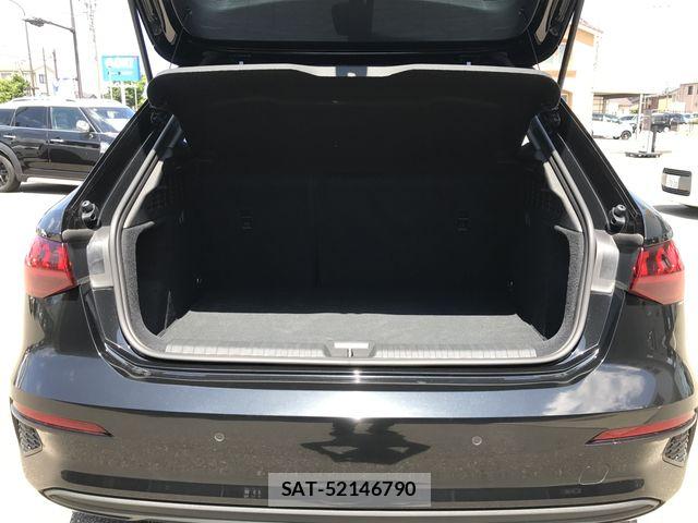 Audi A3 2021-08 7356860-16