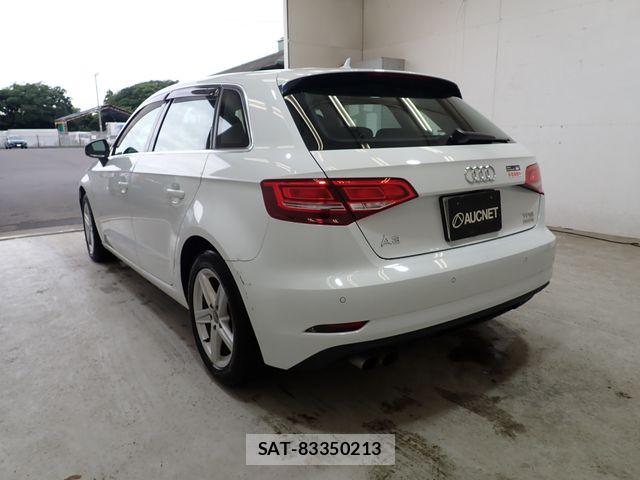 Audi A3 2018-06 7356853-2