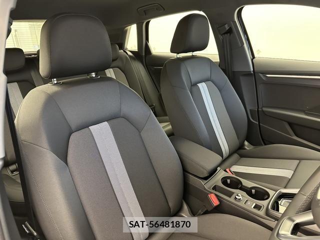 Audi A3 2025-10 7391386-3