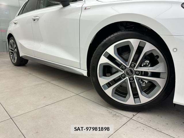 Audi A3 2025-10 7391387-16