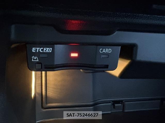 Audi A3 2025-10 7452966-9