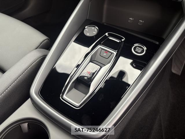 Audi A3 2025-10 7452966-12