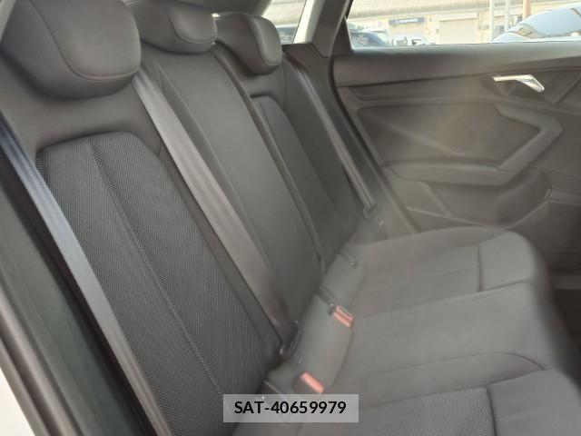 Audi A3 2021-06 7452974-4