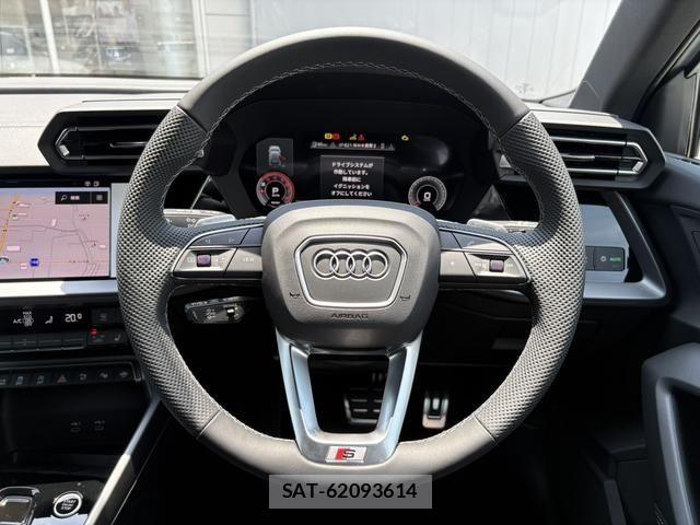 Audi A3 2025-10 7452968-11