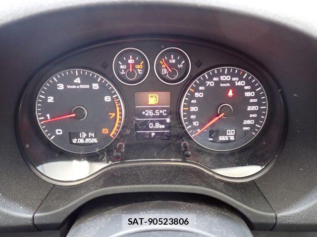 Audi A3 2011-10 7499577-11