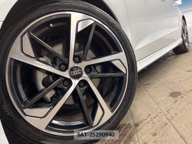 Audi A3 2019-07 7499582-12