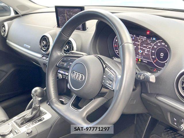 Audi A3 2017-10 7561843-12