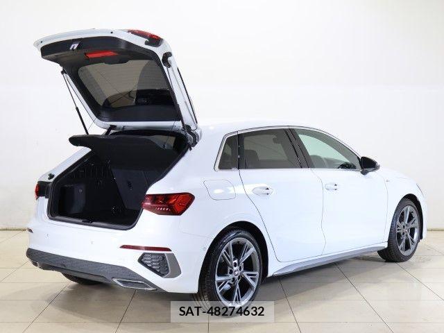 Audi A3 2023-07 7561842-17